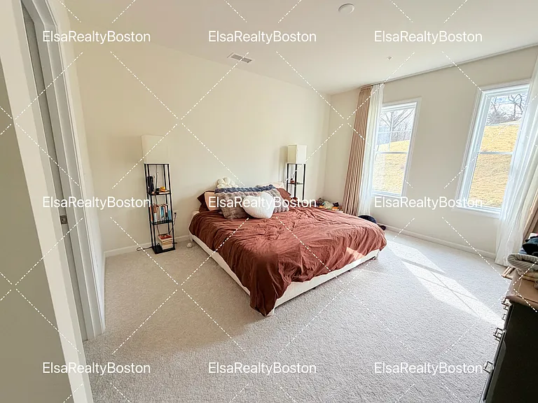 6 Stratton Dr #110 — Photo 9