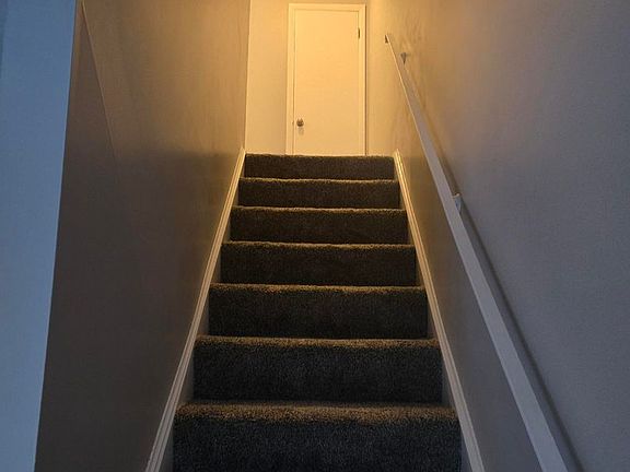 4th image of 4542 Bucktail Dr