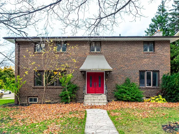 60 Scott St, Brampton, ON L6V 1S3