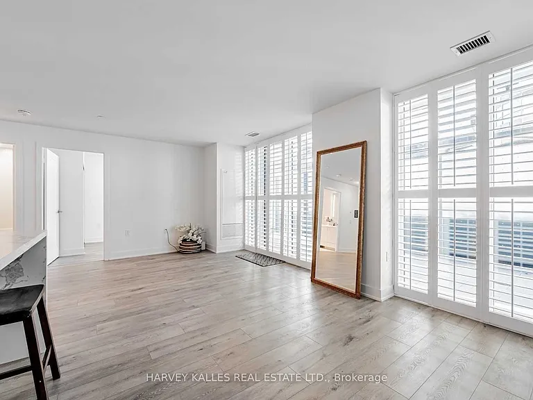 575 Bloor St E #505 — Photo 10