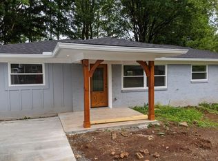 1231 Dossett St, Athens, TN 37303