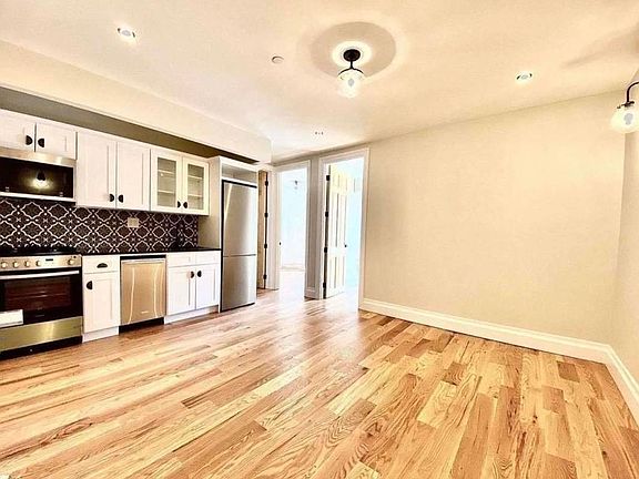 2nd image of 1499 Gates Ave #2F