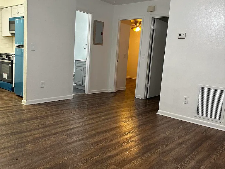 394 Fortuna Ave #A — Photo 2