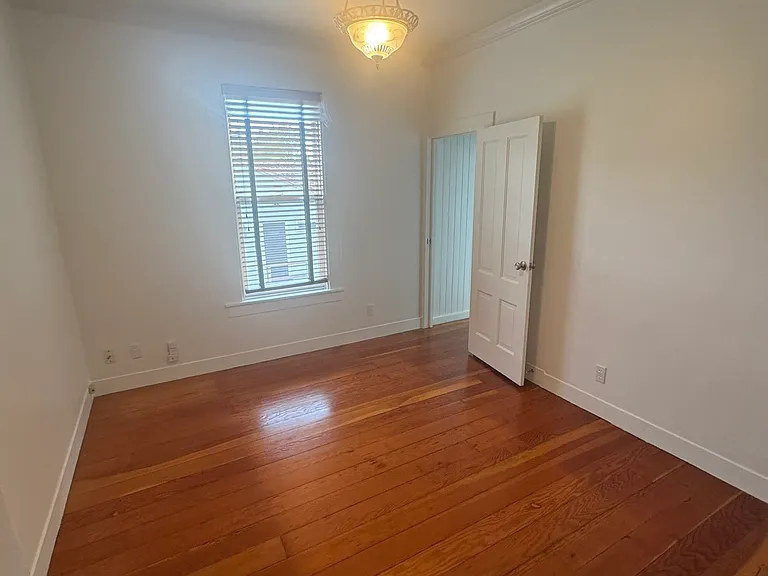 261 Randolph St — Photo 12