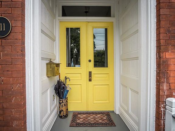 2nd image of 211 N 27th St