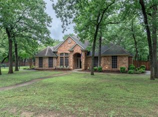 320 Rustic Oaks Rd, Combine, TX 75159