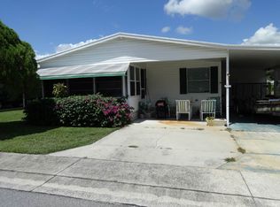 6051 Utopia Dr, Zephyrhills, FL 33540