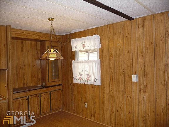 5th image of 1586 High Sierra Dr