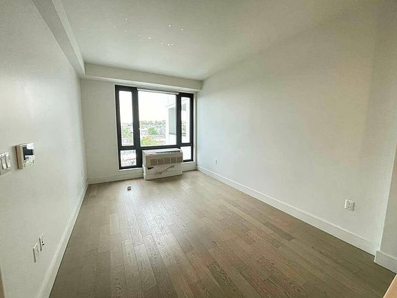 4th image of 569 4th Ave #1106