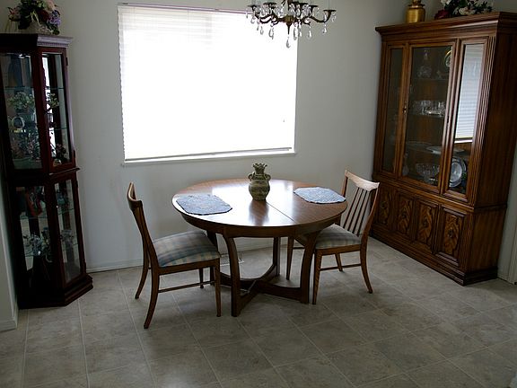 4th image of 1705 Dogwood Dr SE