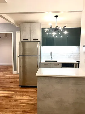 Rented by City Vista Inc | media 14