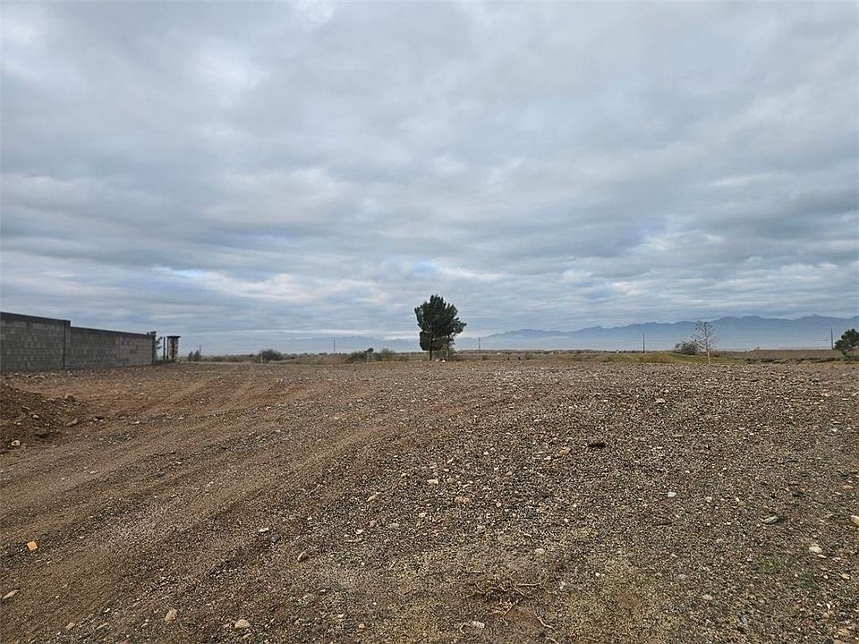 1st image of 2098 E Calle Salamanca