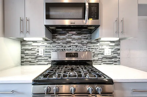 Rented by Brick&Mortar | media 5