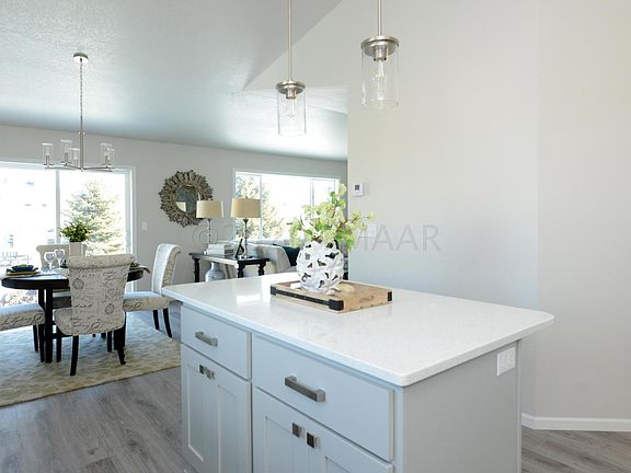 5th image of 1554 66th Ave S