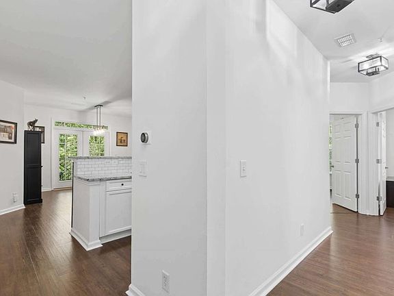 5th image of 3150 Woodwalk Dr SE Unit 3201