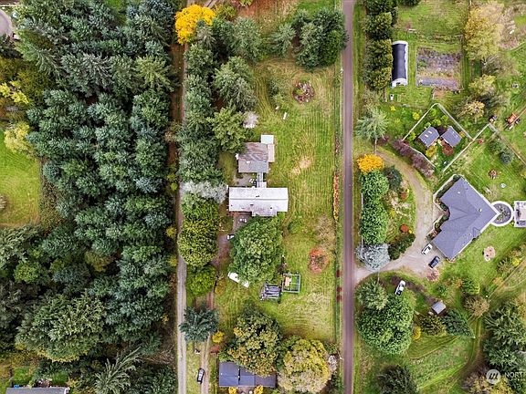 2nd image of 21714 Vashon Highway SW