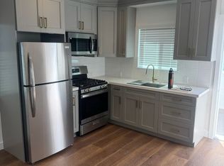 1160 Manhattan Beach Blvd, Manhattan Beach, CA 90266