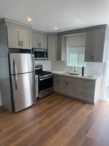 1160 Manhattan Beach Blvd Photo 1