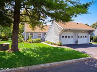 96 Halls Croft Rd UNIT D, Freehold, NJ 07728