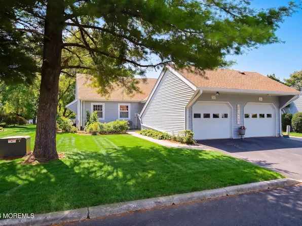 96 Halls Croft Road #D, Freehold, NJ 07728