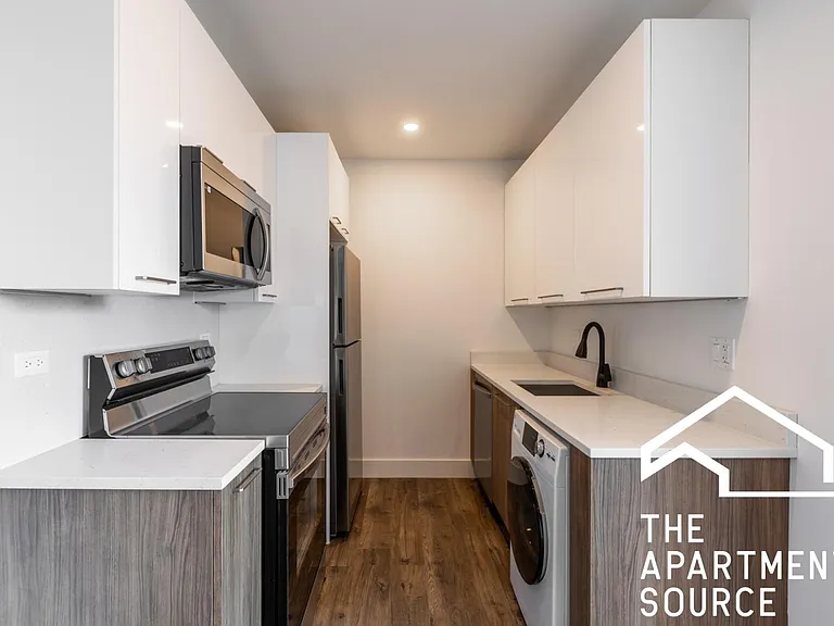941 W Carmen Ave #105 — Photo 1