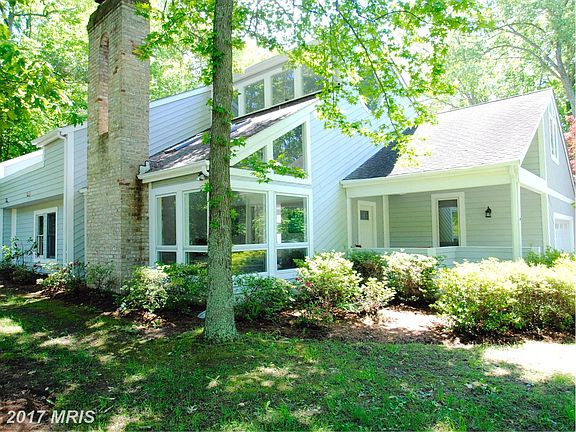 4th image of 561 Pinedale Dr