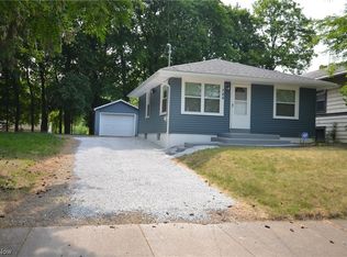 784 Aberdeen St, Akron, OH 44310