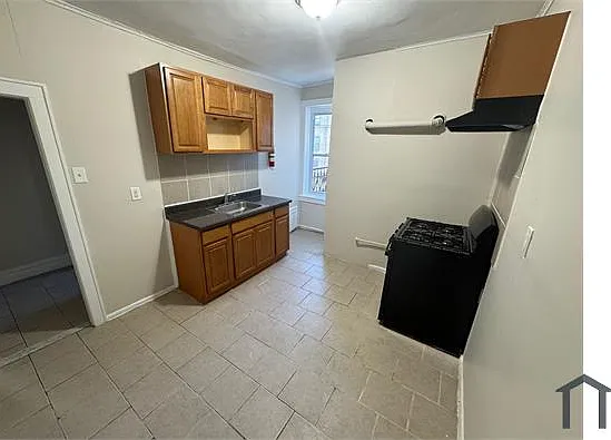 333 Park Ave #36 — Photo 1