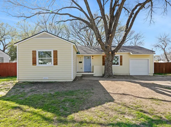 211 Bowman St, Irving, TX 75060