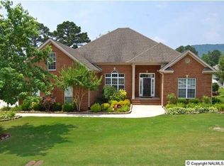 4416 Hidden Lake Dr SE, Owens Cross Roads, AL 35763