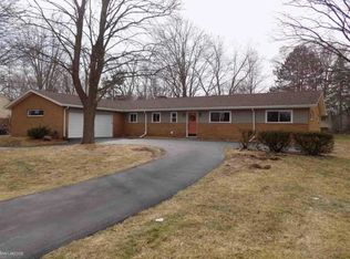 344 E Maryknoll Rd, Rochester Hills, MI 48309