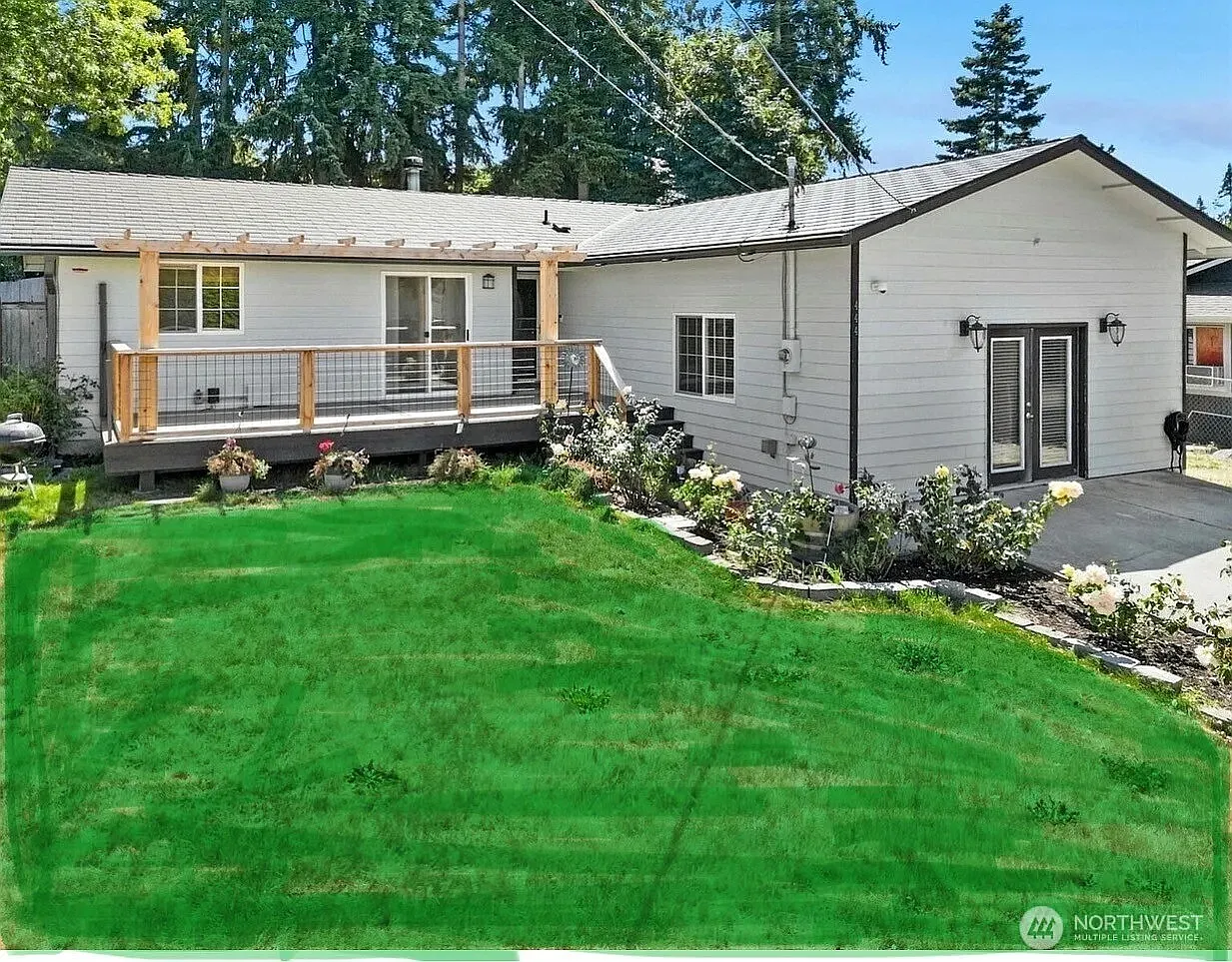 444 Marine View Pl — Photo 1