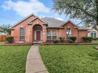 2517 Pecan Meadow Dr, Garland, TX 75040