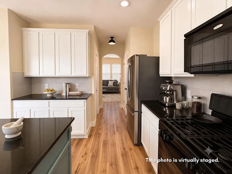18639 Bristol Point Ln — Photo 6