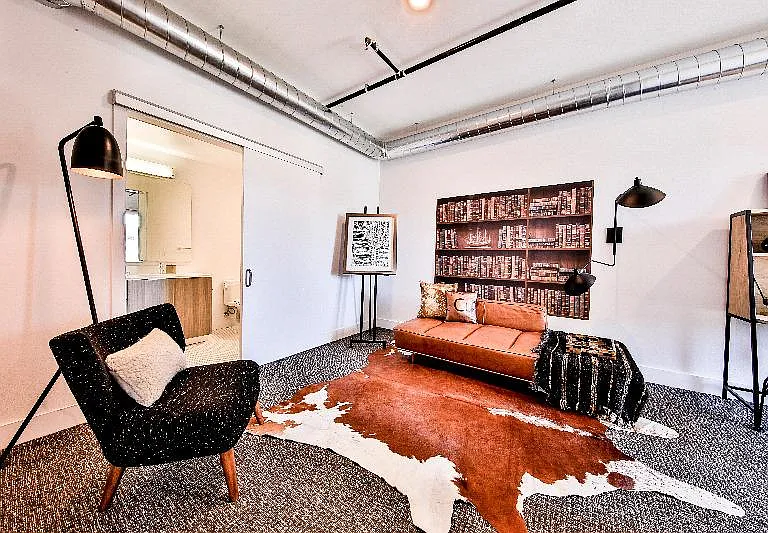 2x2 Bedroom Suite