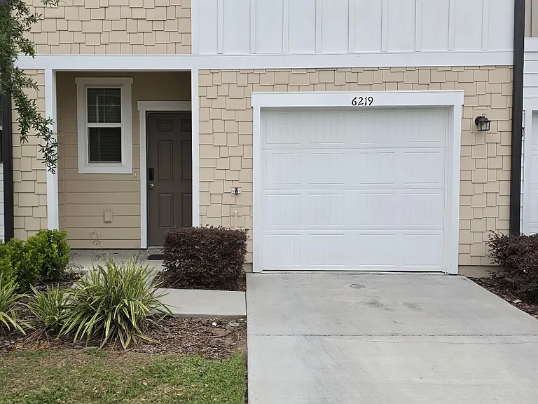 6219 Daerr Ridge St — Photo 3