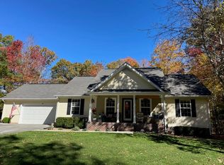 305 Bainbridge Rd, Fairfield Glade, TN 38558