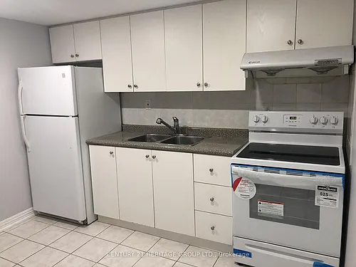 16 Cartmel Dr Photo 1