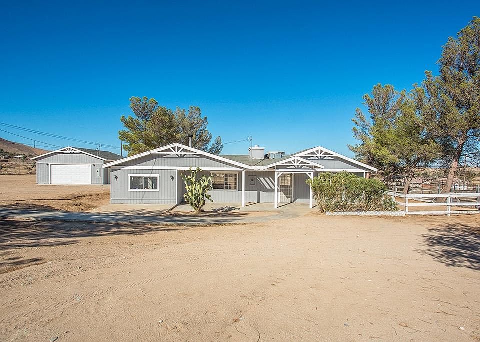 1st image of 9476 Flora Vista St
