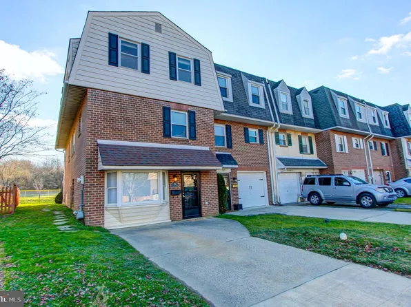 155 Sutcliffe Ln, Conshohocken, PA 19428