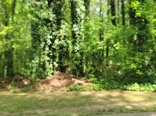 44 Lake Latimer Dr, Kennesaw, GA 30144