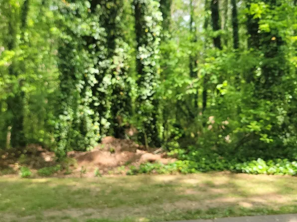 44 Lake Latimer Dr, Kennesaw, GA 30144