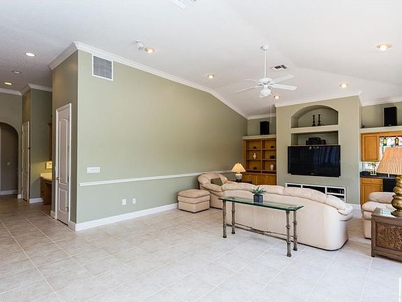 5th image of 405 Avondale Ct