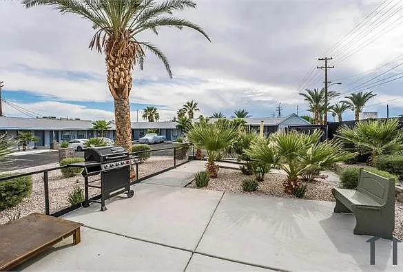 Studio, 285 sqft, $900 — Photo 3