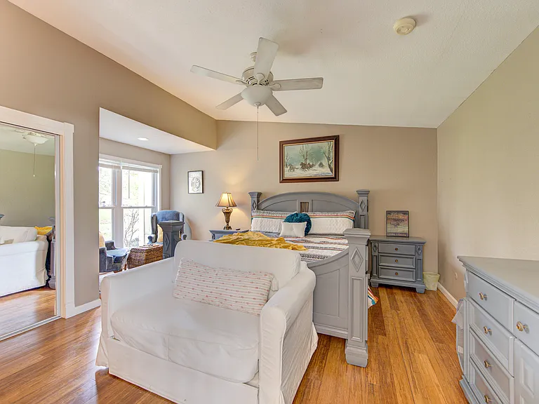 5950 Arncliffe Dr — Photo 14