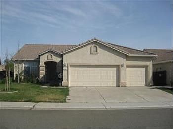 1st image of 241 Mariner Cir