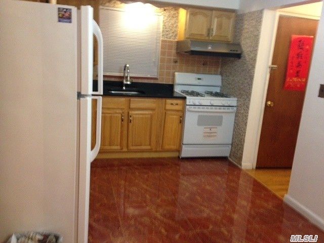 2nd image of 15159 18th Ave