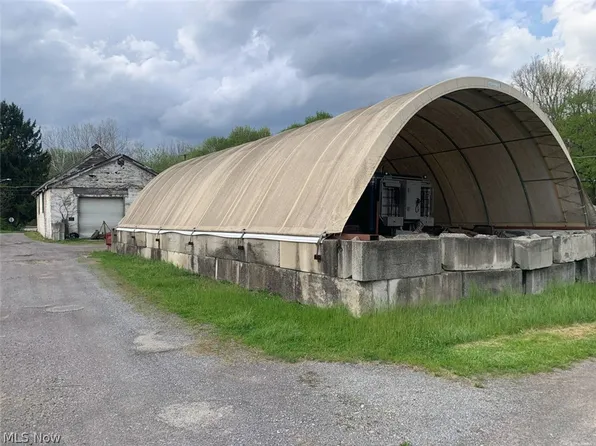 115 Dairy St, Wampum, PA 16157