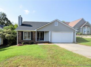 316 Nettletree Ln, Fayetteville, NC 28301