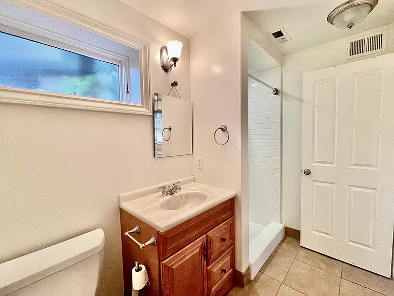 333 G St #3 — Photo 11